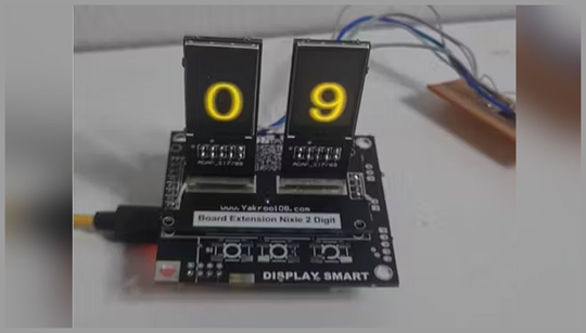 Raspberry Pi and Nixie tube clock kit with MicroPython voodoo